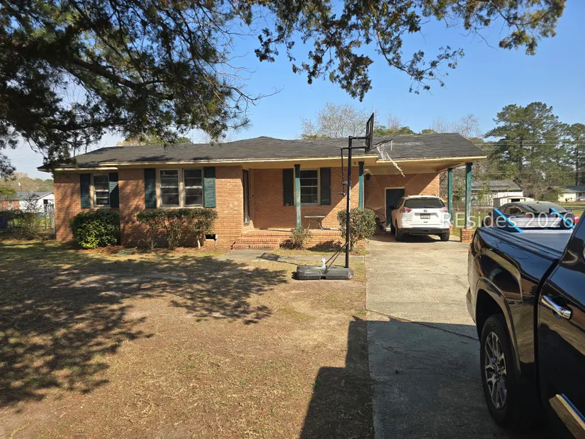 1021 E Scarlett Lane, Florence, SC